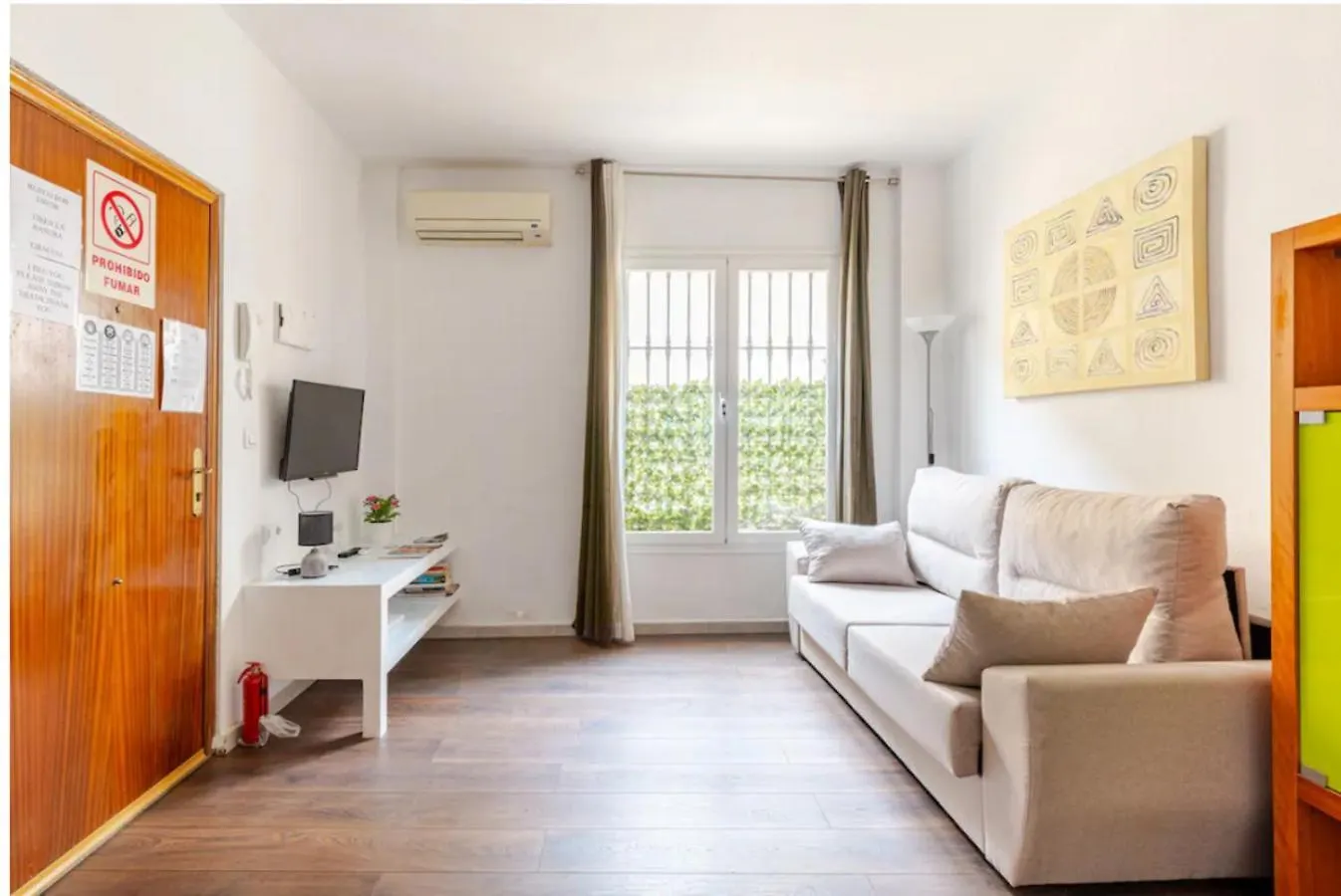 Perla Lagunillas Malaga